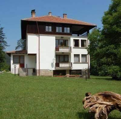 Чичо Томовата Колиба Hotel Tryavna Exterior foto