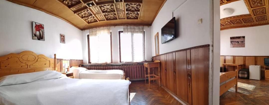 Чичо Томовата Колиба Hotel Tryavna Exterior foto