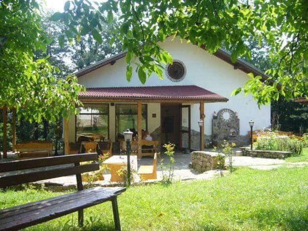 Чичо Томовата Колиба Hotel Tryavna Exterior foto